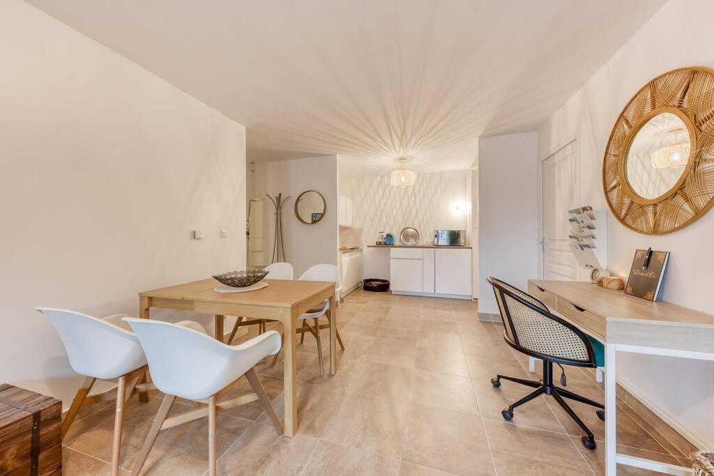 Le Cocon De Chevreuse - Appartement 3 Etoiles Saint-Remy-les-Chevreuse Exterior photo