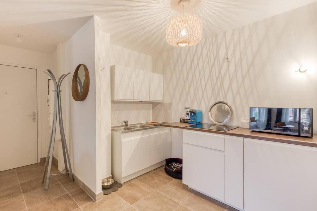 Le Cocon De Chevreuse - Appartement 3 Etoiles Saint-Remy-les-Chevreuse Exterior photo