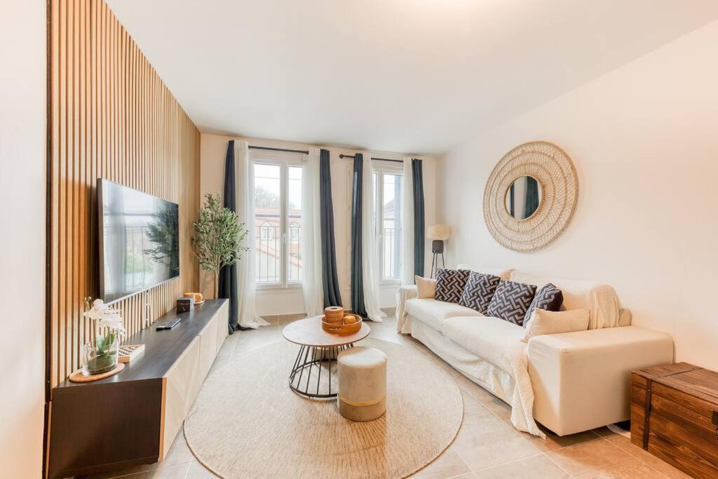 Le Cocon De Chevreuse - Appartement 3 Etoiles Saint-Remy-les-Chevreuse Exterior photo